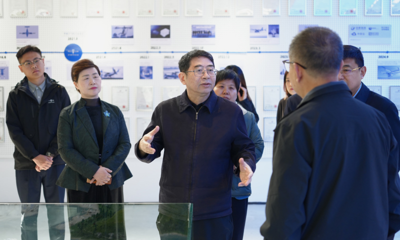 全国政协副秘书长、、、农工党中央专职副主席王路一行莅临俄罗斯专享会294官网飞机工业调研